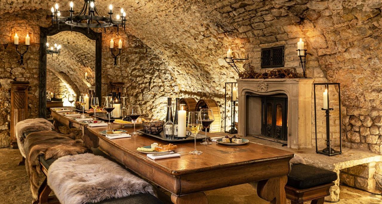 Victor'S Residenz-Hotel Schloss Berg Nennig Esterno foto The restaurant
