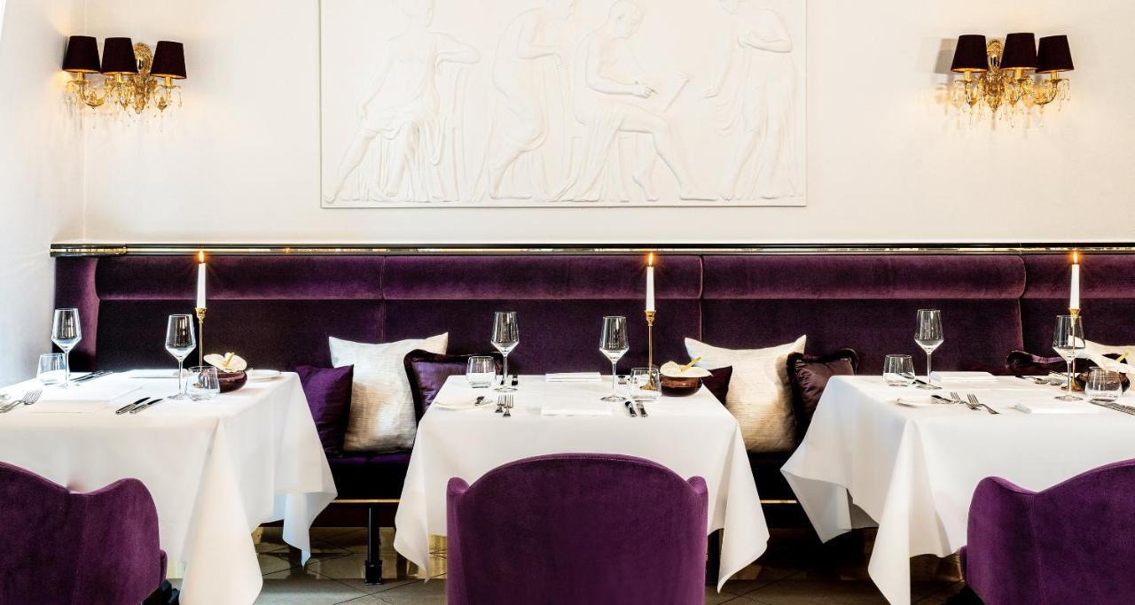 Victor'S Residenz-Hotel Schloss Berg Nennig Esterno foto Restaurant AOC