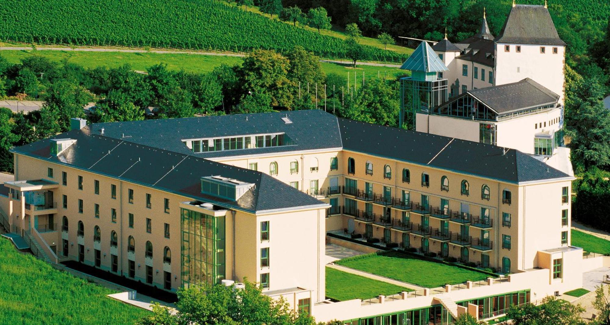 Victor'S Residenz-Hotel Schloss Berg Nennig Esterno foto The University of Luxembourg